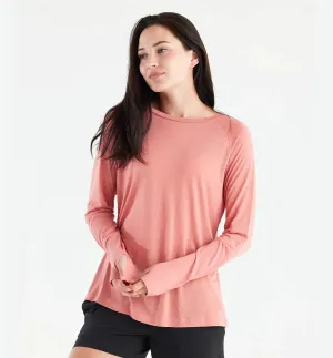 Free Fly Women's Bamboo Lightweight Long Sleeve II in Bright Clay